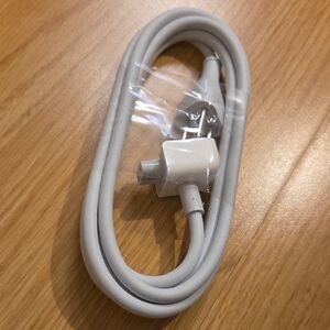 Apple MacBook Pro + Air Power Extension Cord (Volex APC7H 2.5A 125V)
